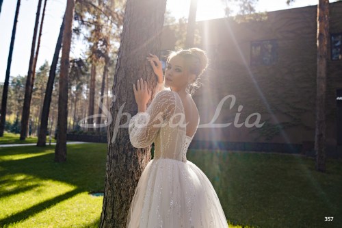 https://www.sposa-lia.com/images/stories/virtuemart/product/357       (4).jpg